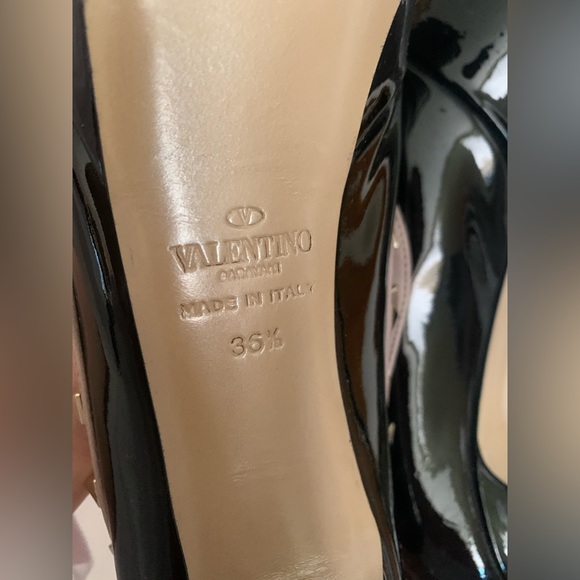 VALENTINO Black Patent Rockstud Pumps size 36.5/6.5 - Picture 7 of 9
